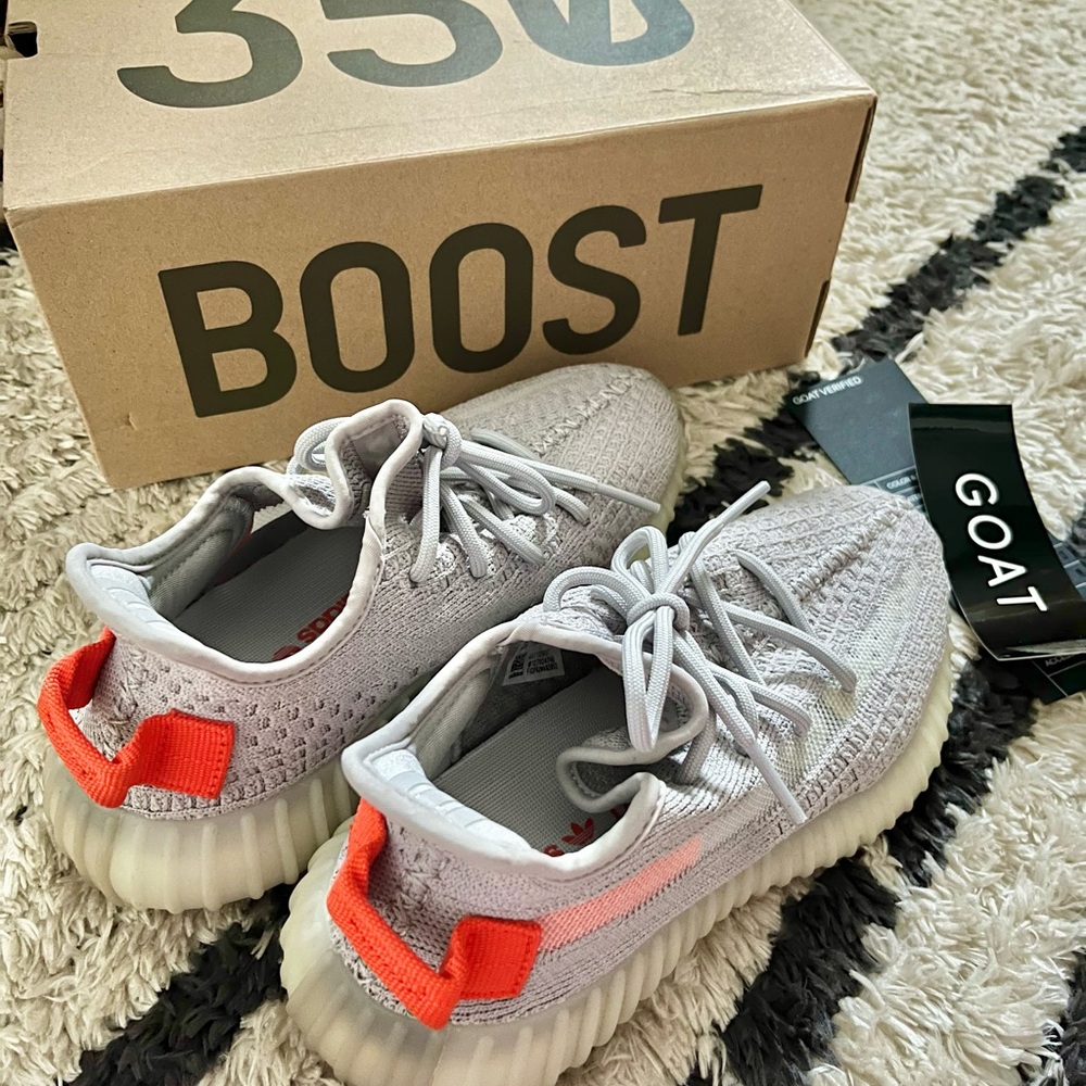 Adidas Yeezy Boost 350 V2 “Tail Light” sneakers